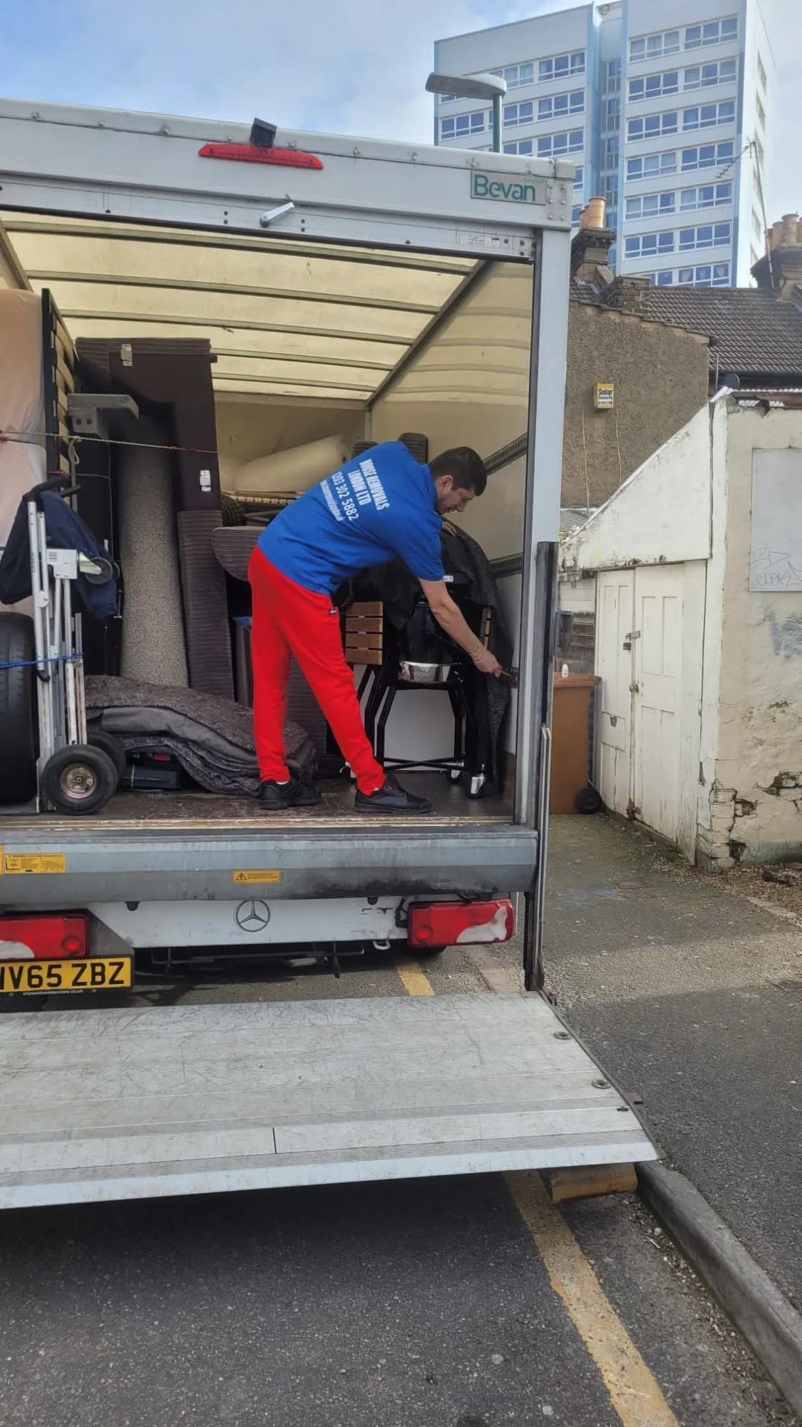 House Removals London Ltd - your Premier choice in London 🎡💂🏼‍♂️🇬🇧
